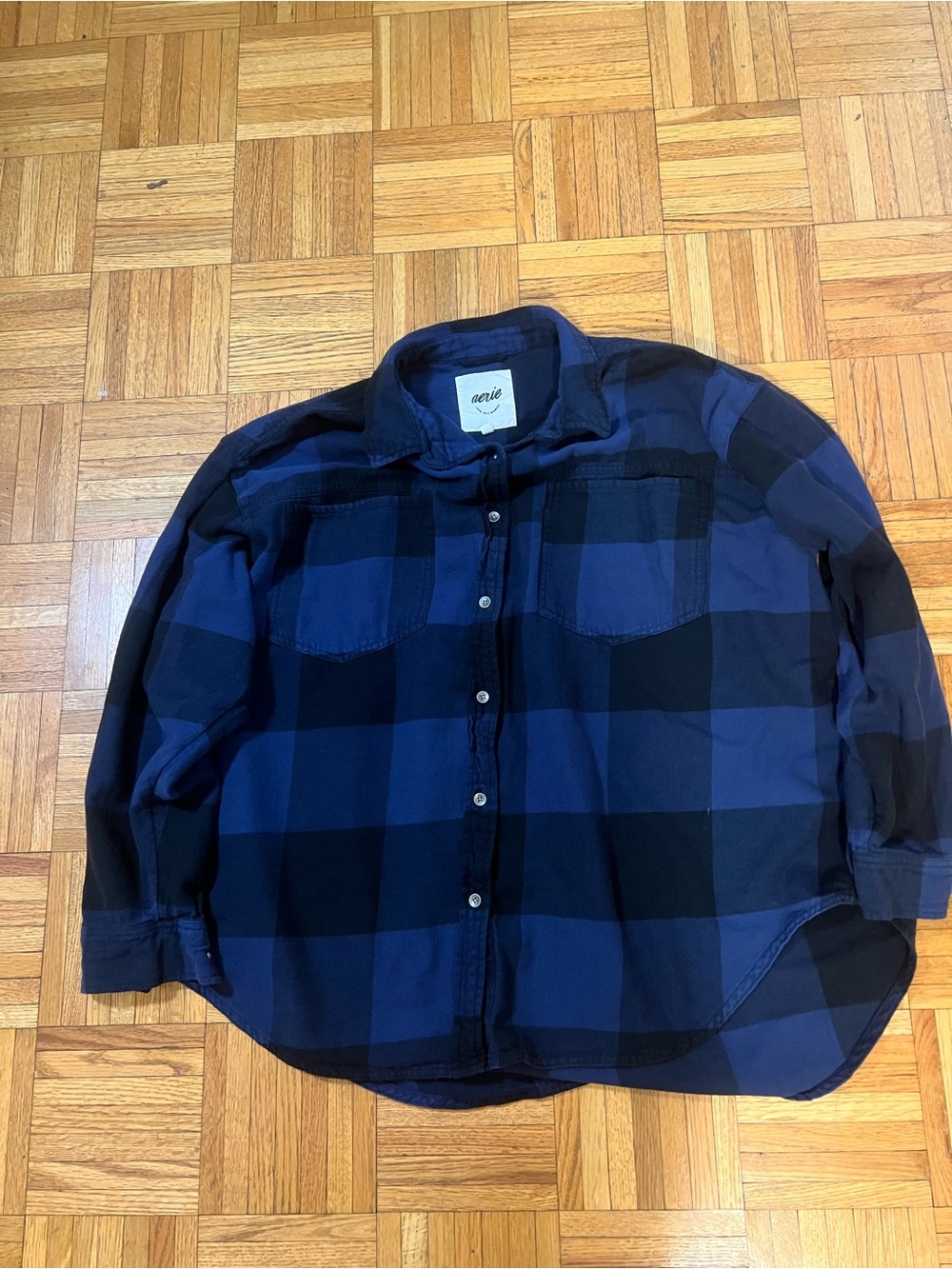 Oversized fall aerie Blue and Black Plaid Button-Down Shirt size large
